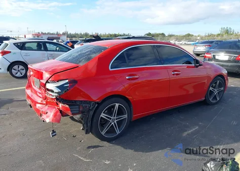 2019 Mercedes-Benz A 220 из США, поврежденный, VIN WDD3G4EB3KW033431